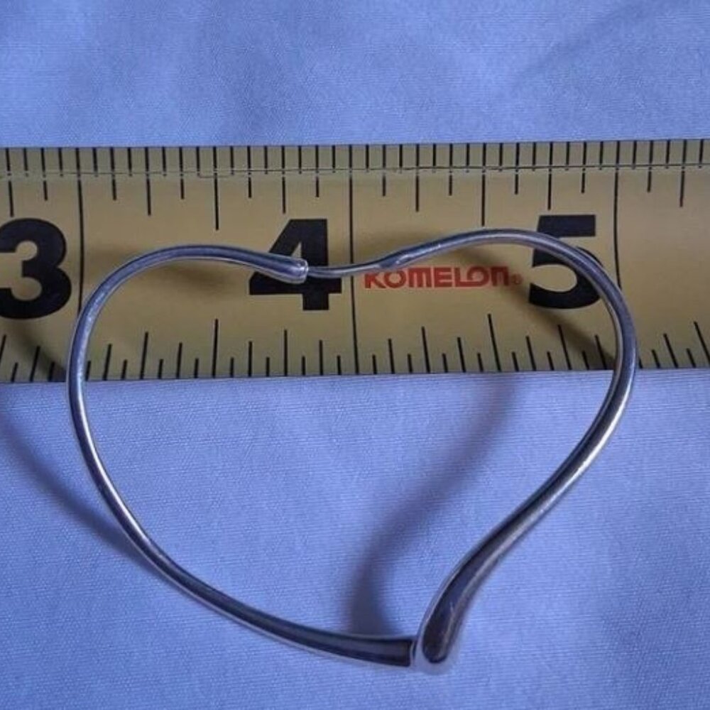 Tiffany & Co Elsa Peretti Open Heart Hoop Earring Sz Medium - Make me an offer
